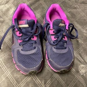 Women’s Nike shoes